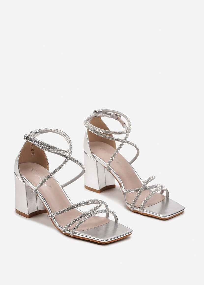 Silver sandale na blok petu