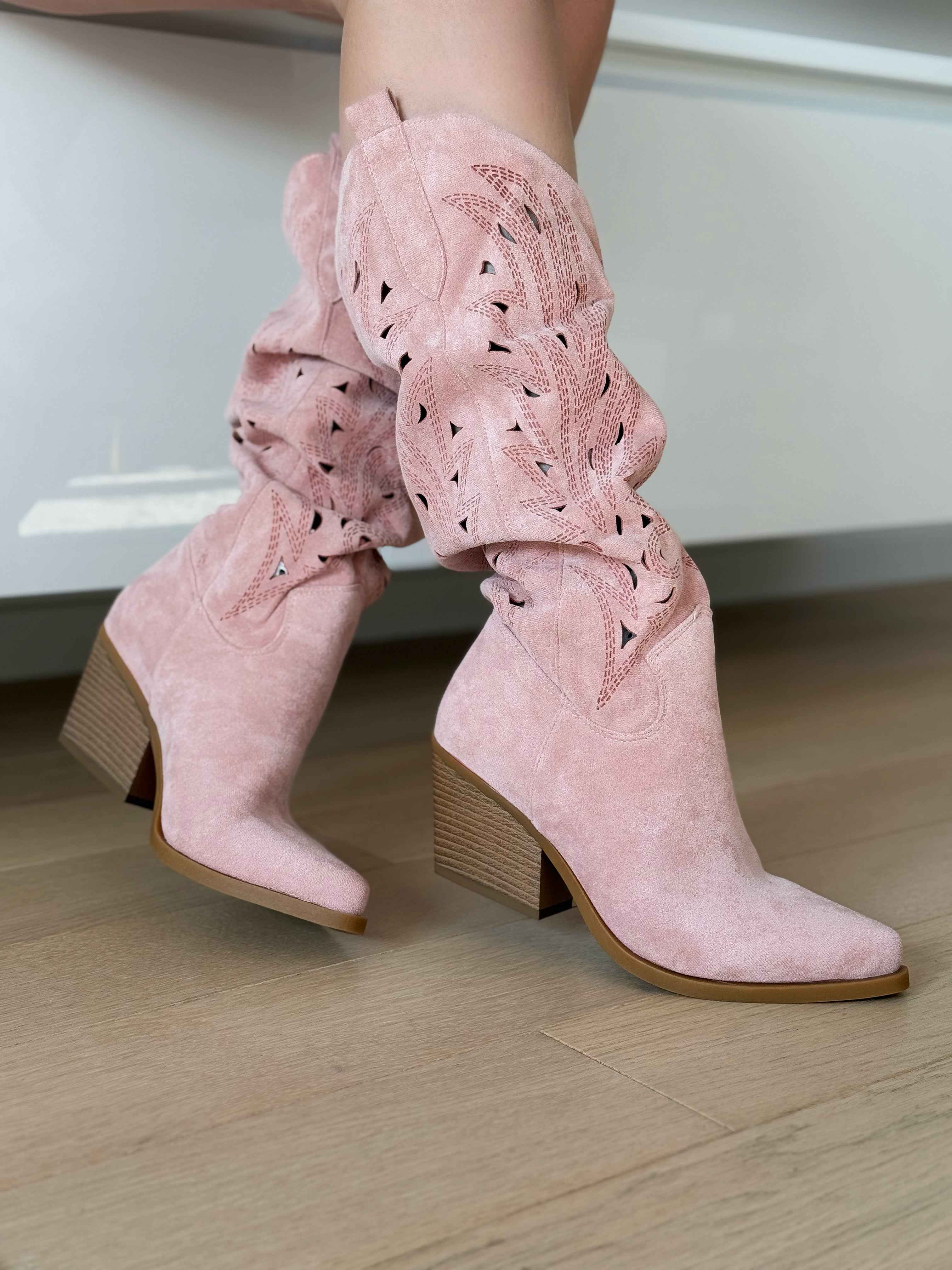 Pink čizme na blok petu