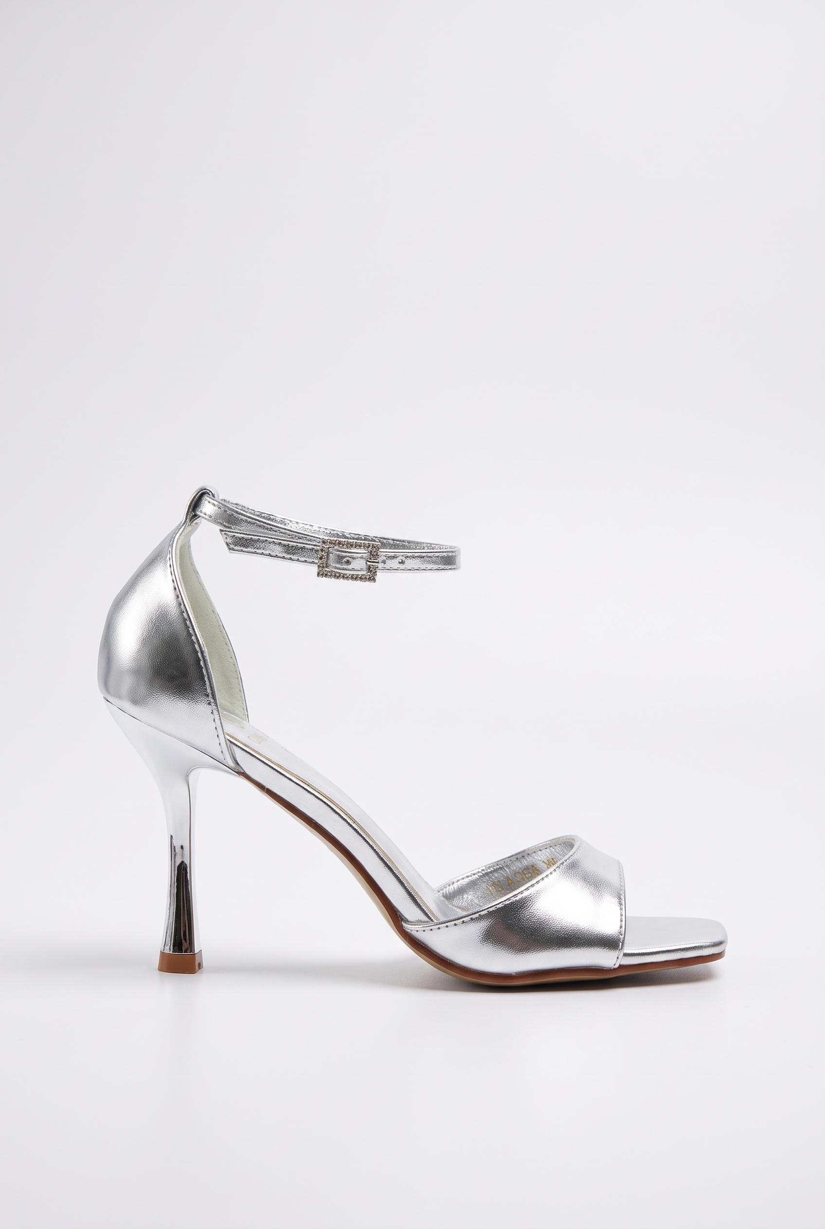 5266silver1_3ccc7818-8f21-48c5-800c-8b87459cc1f7.png