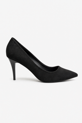 Black flats with a thin heel