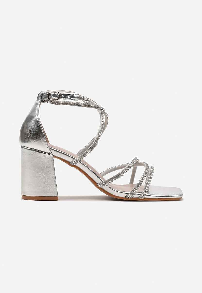 Silver sandale na blok petu
