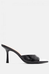 Black sandals with thin heels