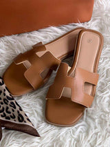 Camel flat slides